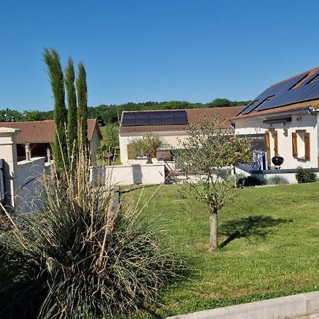 Gite De La Combe Ganat 3 Etoiles Sanvignes-les-Mines Exterior foto